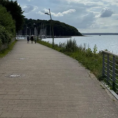 Kiek Op De - Mit Fahrraedern Lejlighed